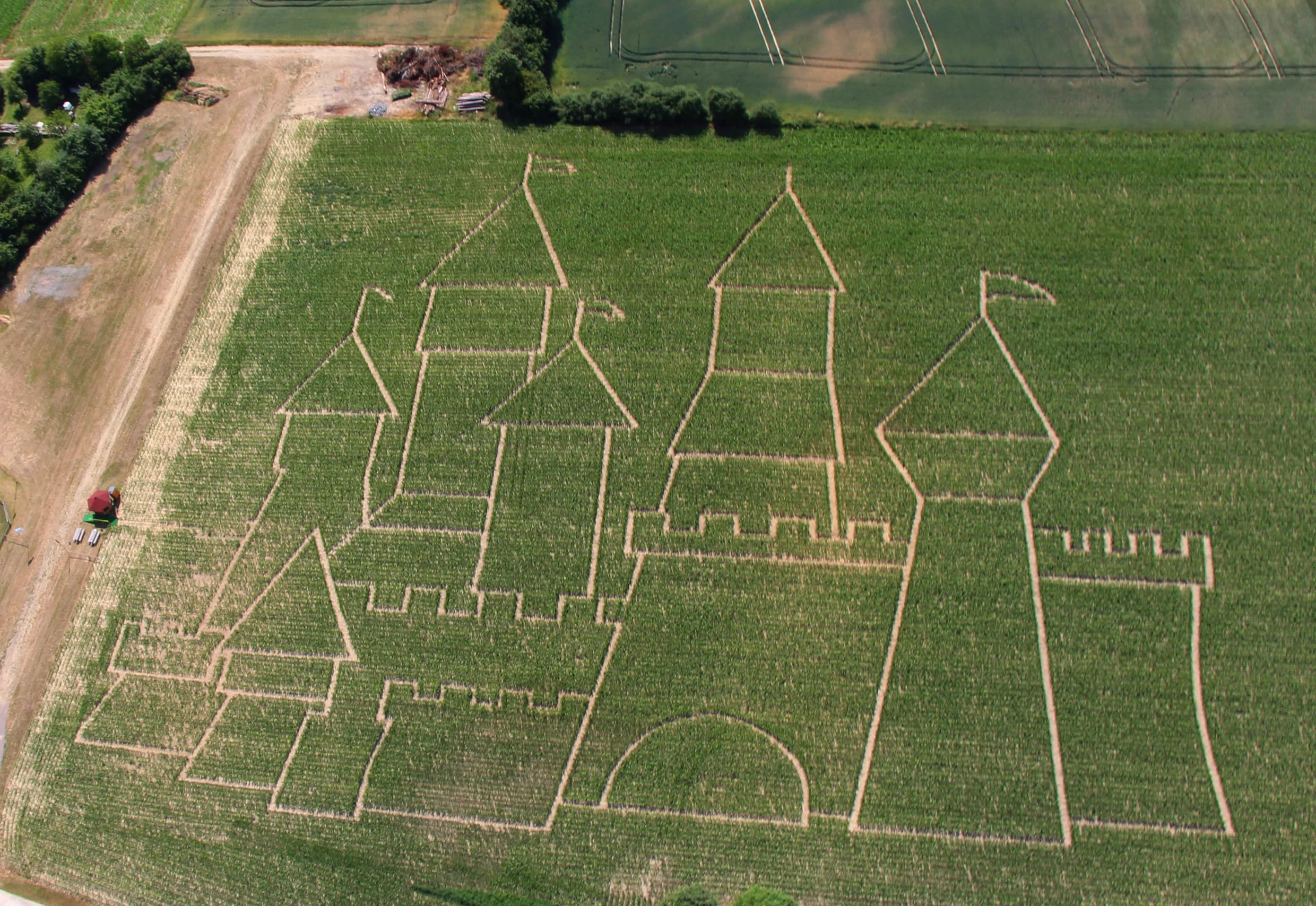 Unser Maislabyrinth 2014 in Form eines Märchenschlosses